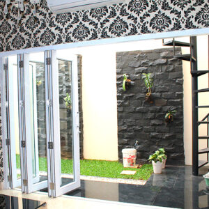 Pintu Lipat Pintu Lipat