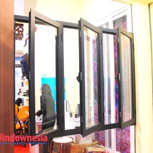 Jendela-Aluminium-Hitam Jendela Casement Aluminium 3 Daun