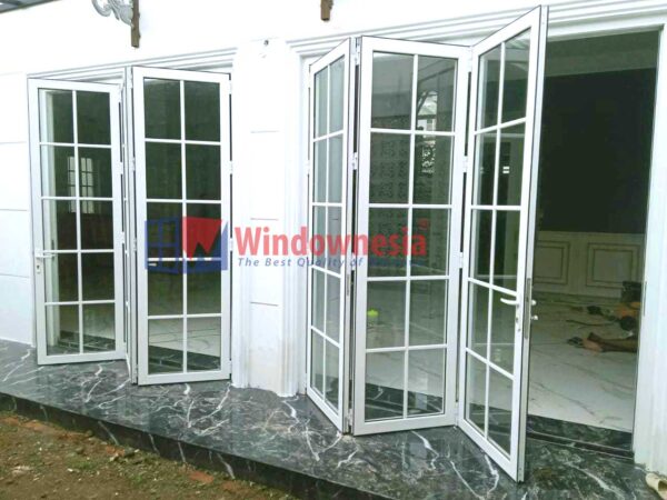 Pintu-Lipat-3-Daun Pintu Lipat UPVC 3 Daun