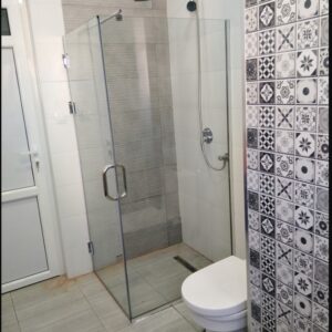 Shower Box Kaca Sekat Kaca Kamar Mandi