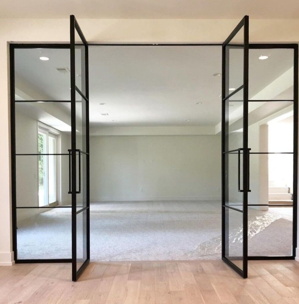 Pintu Swing Aluminium